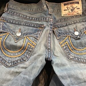 Men’s True Religion 30x30 bootcut tan stitching NWOT